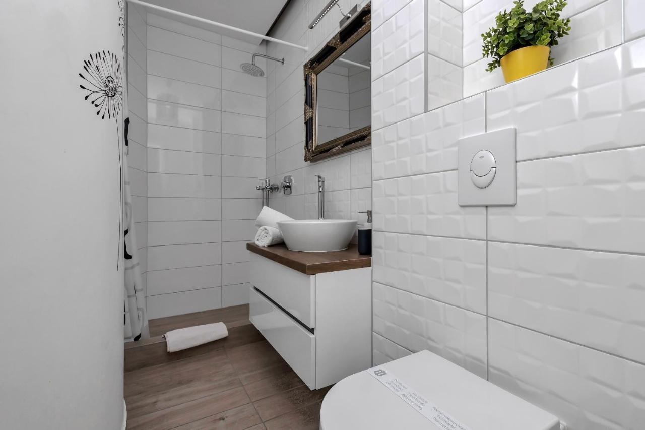 פודגורה Apartments Villa Joy מראה חיצוני תמונה