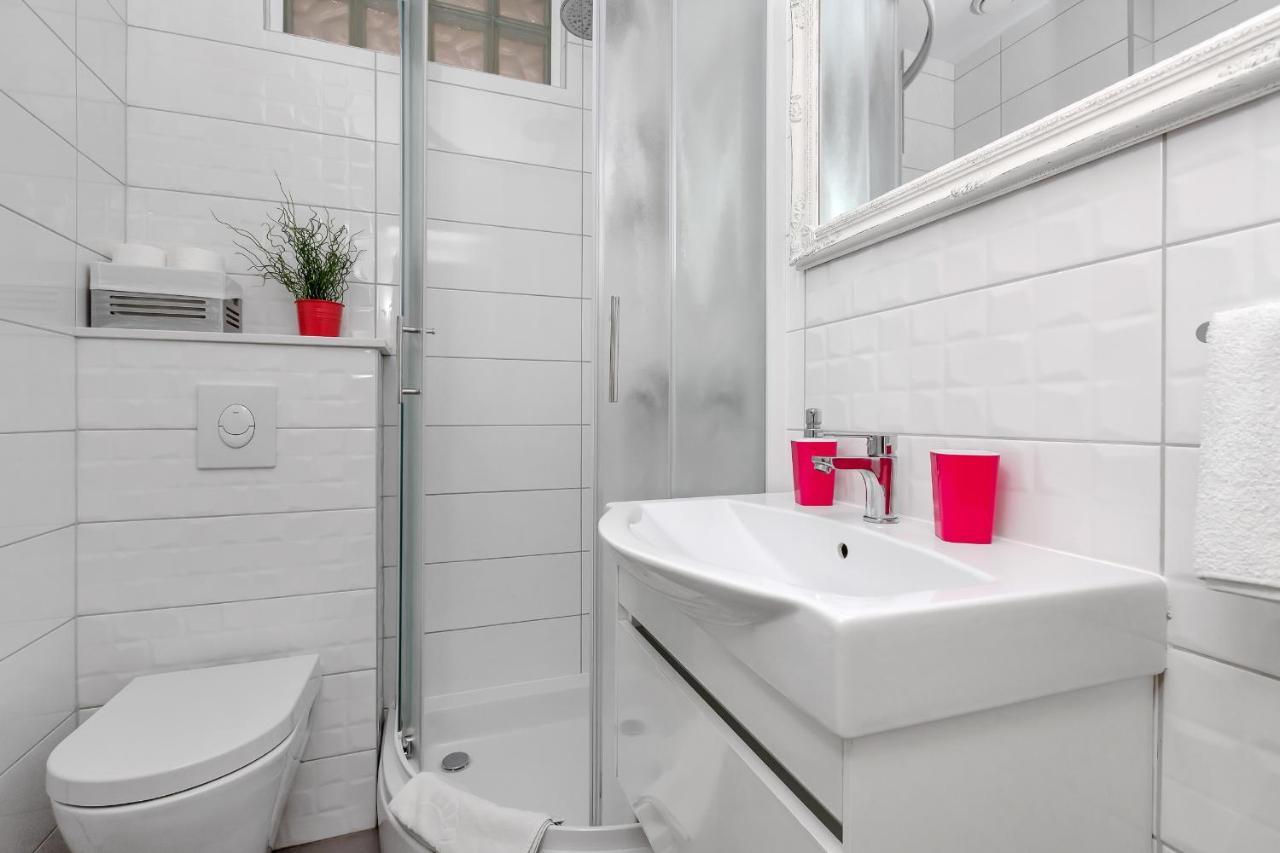 פודגורה Apartments Villa Joy מראה חיצוני תמונה