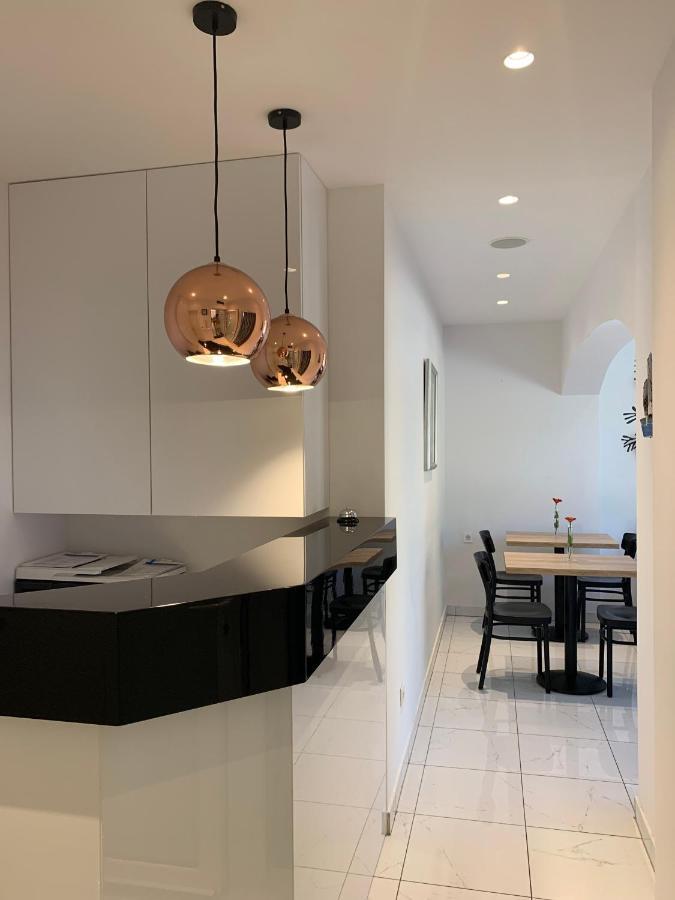 פודגורה Apartments Villa Joy מראה חיצוני תמונה